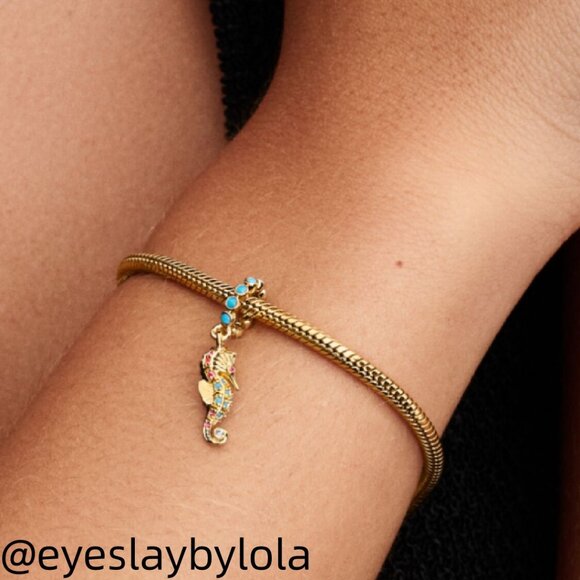 Pandora Seahorse Dangle Charm - Picture 2 of 6